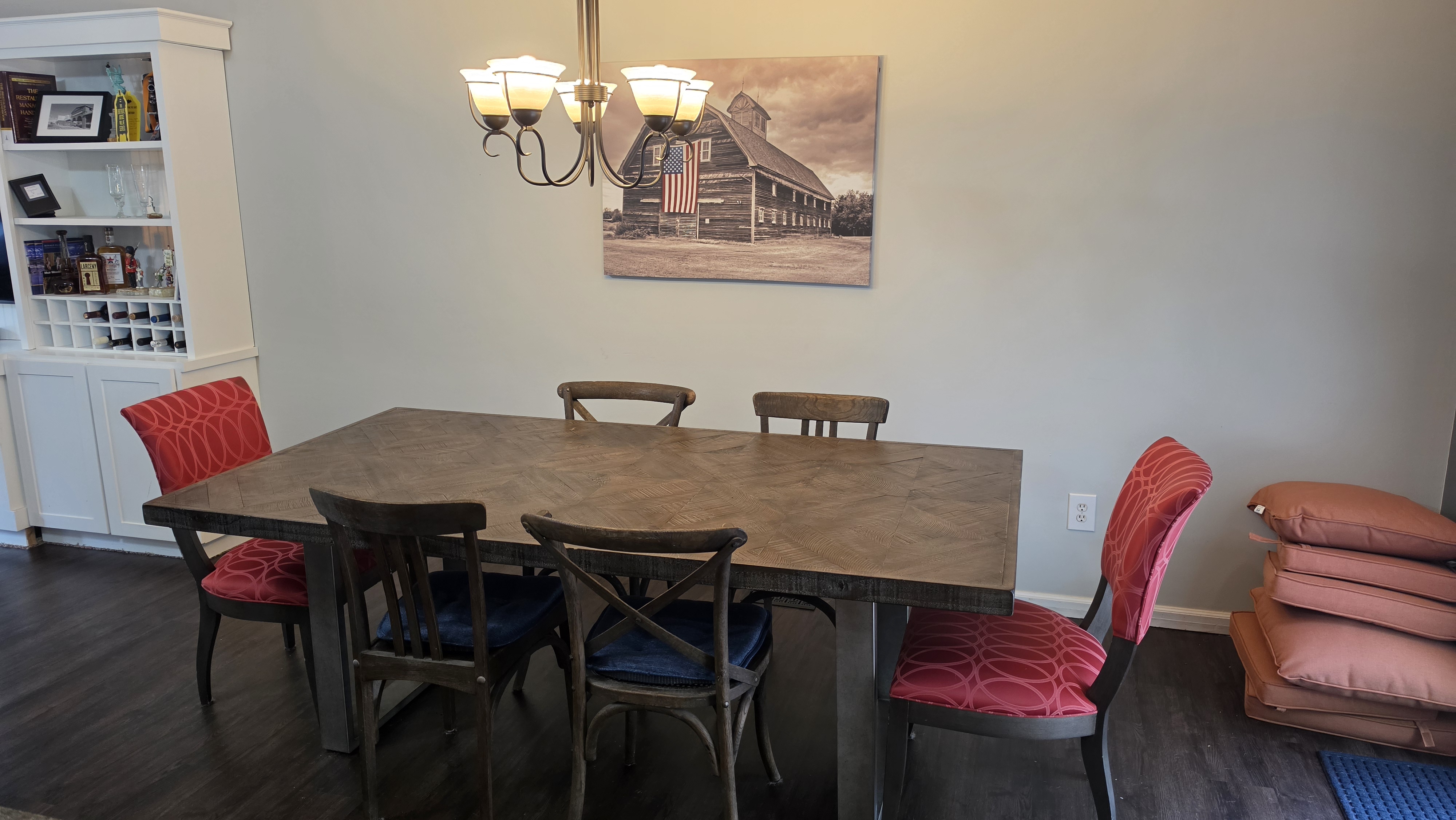 Dining area at 1095 Seabury Drive
